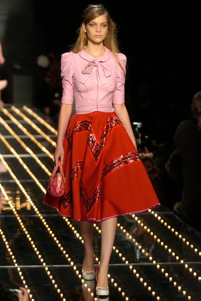 Look 17